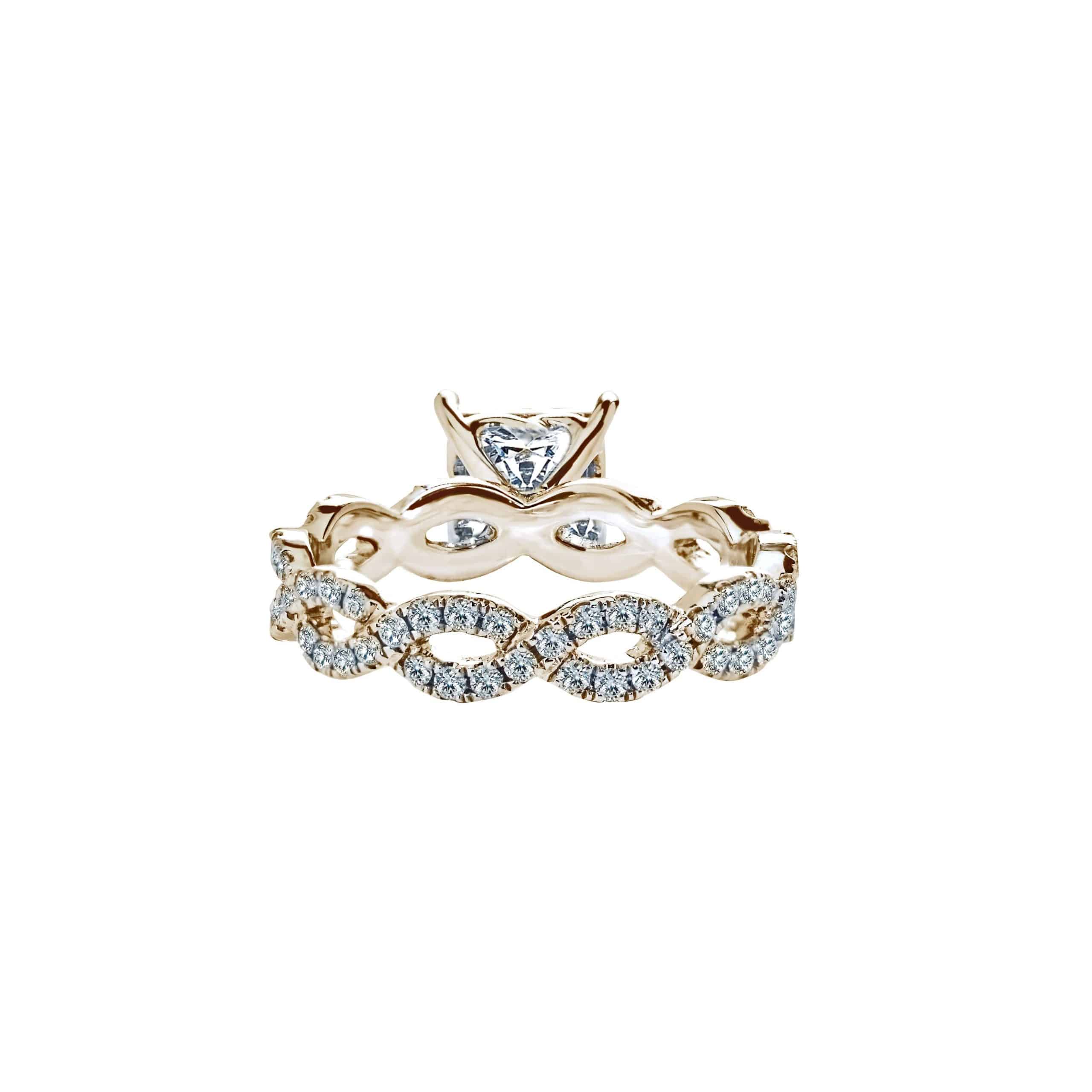 Amora forlovelsesring med eternity twist diamantbånd og safir