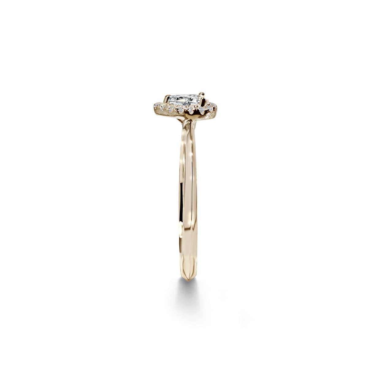 Oxford pear cut halo ring i guld