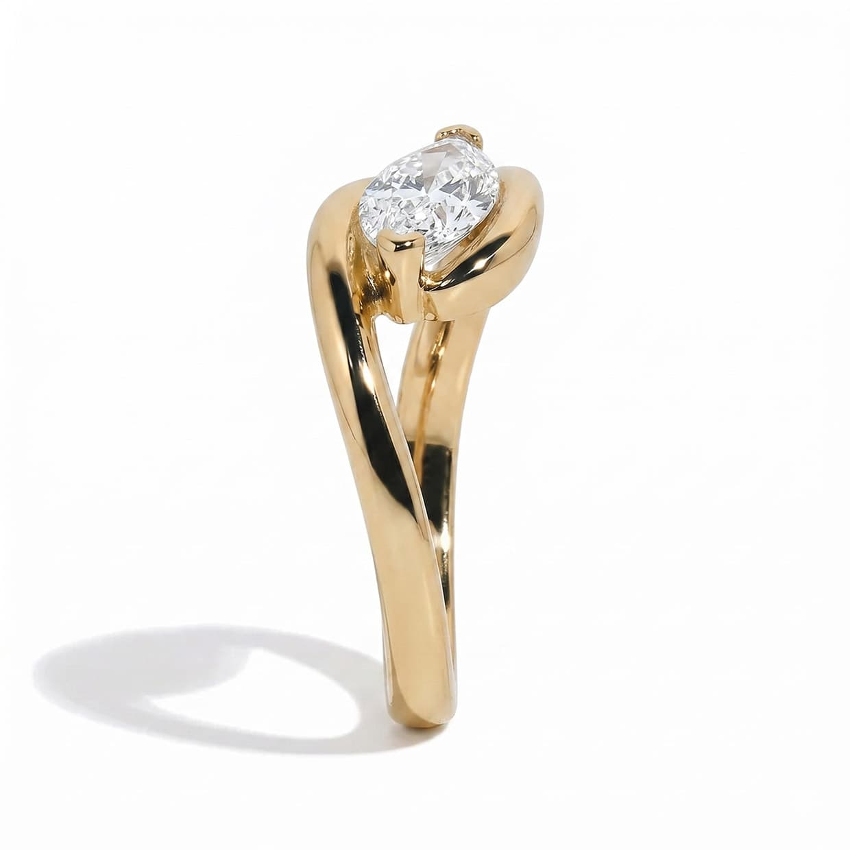 Oxford Gold Small Scandi Ring