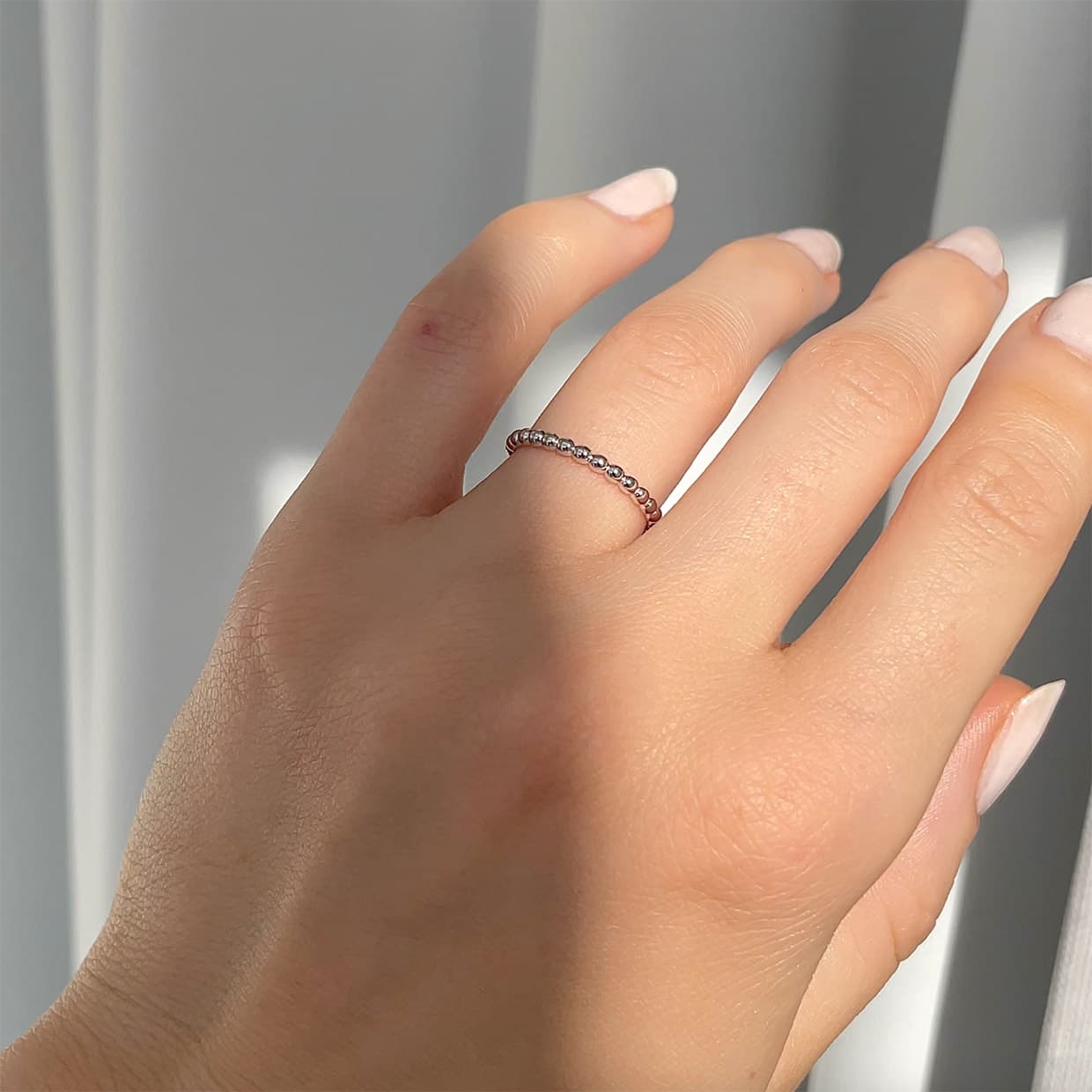 Equestrian small dot ring