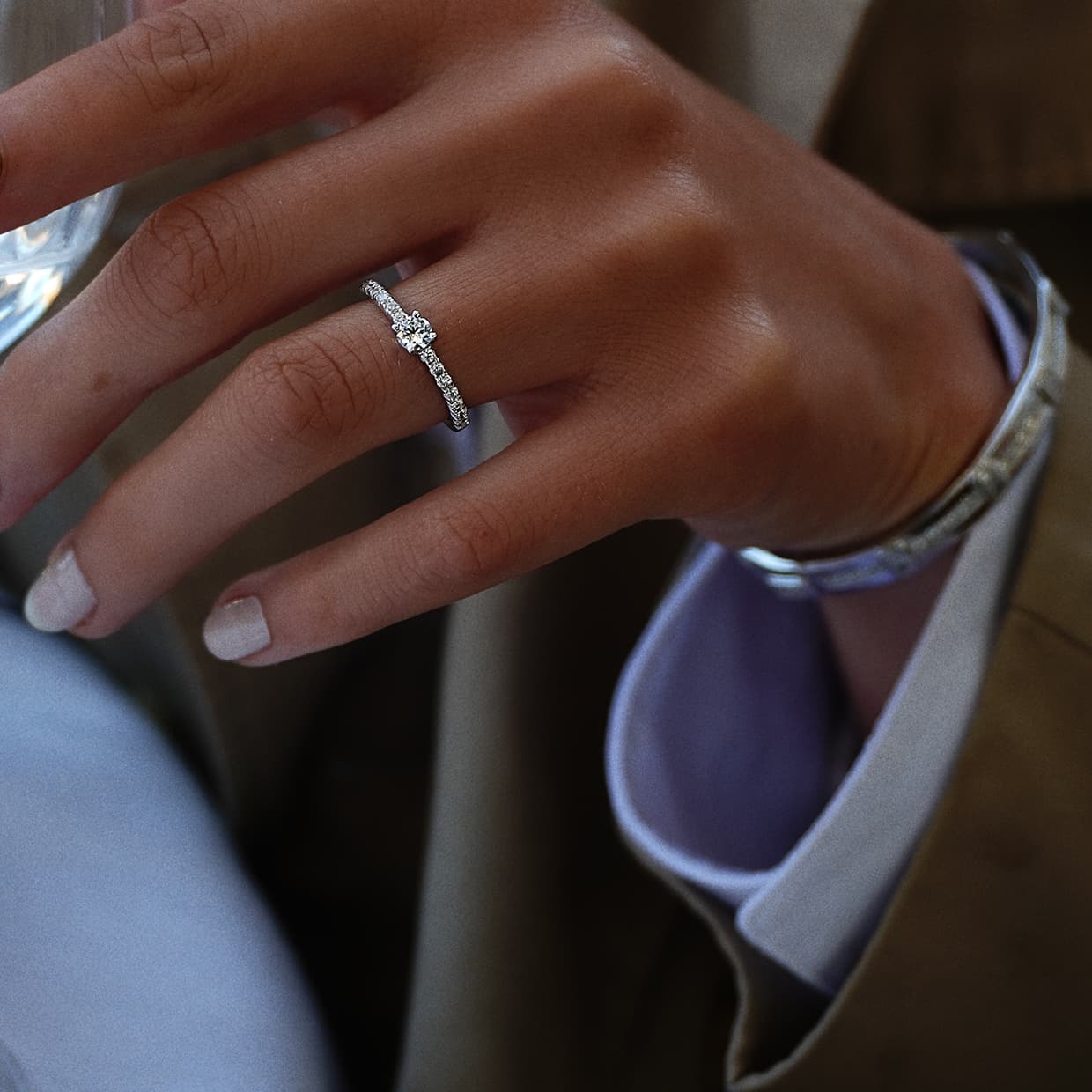 Oxford sølv rund solitaire-ring med sten
